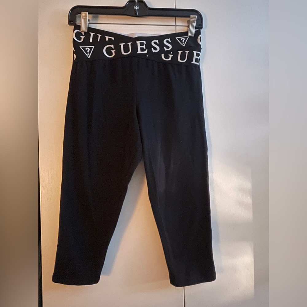Guess Capri Leggings V shaped high waisted